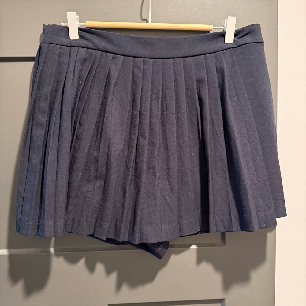 Abercrombie & Fitch Black Skort